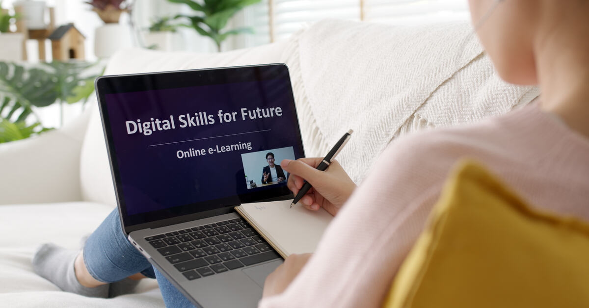 What Communication Skills Are Needed in the Digital Age?